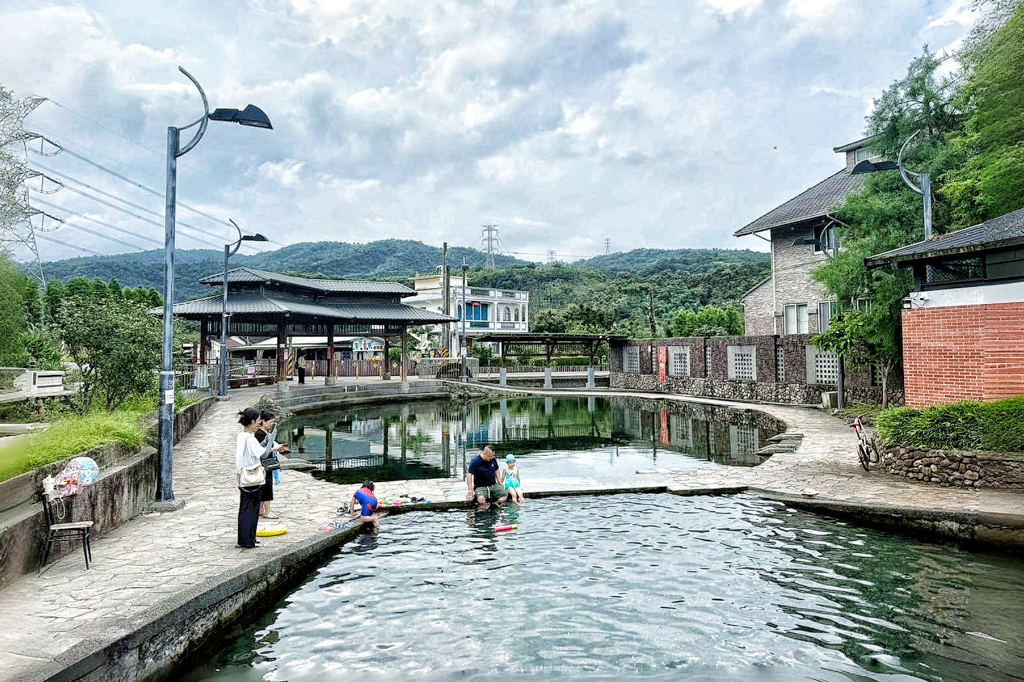 螃蟹冒泡,地底湧泉,員山景點,員山玩水,員山玩水景點,免費景點 螃蟹冒泡,地底湧泉,員山景點,員山玩水,員山玩水景點,免費景點