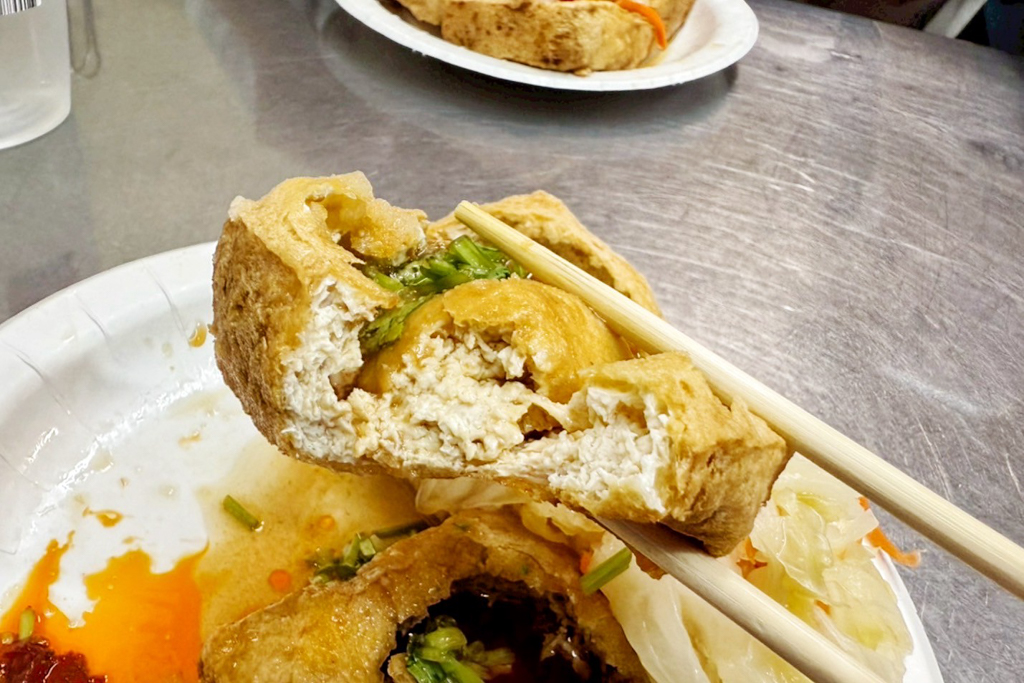 雅口天香臭豆腐