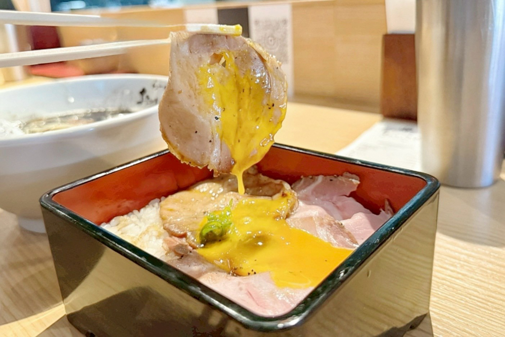 魁源拉麵