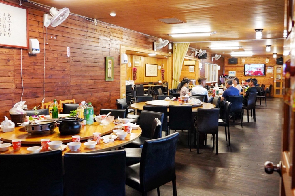亞細亞池畔餐廳 