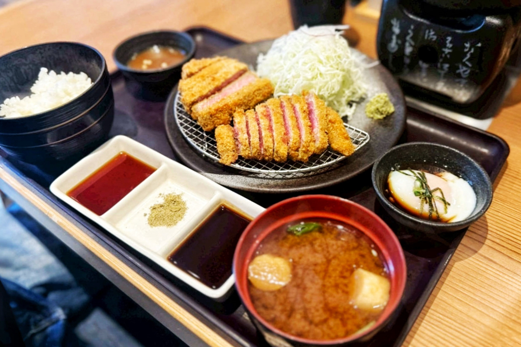 京都勝牛