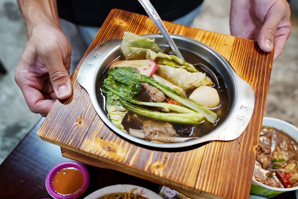六小福林記炒羊肉