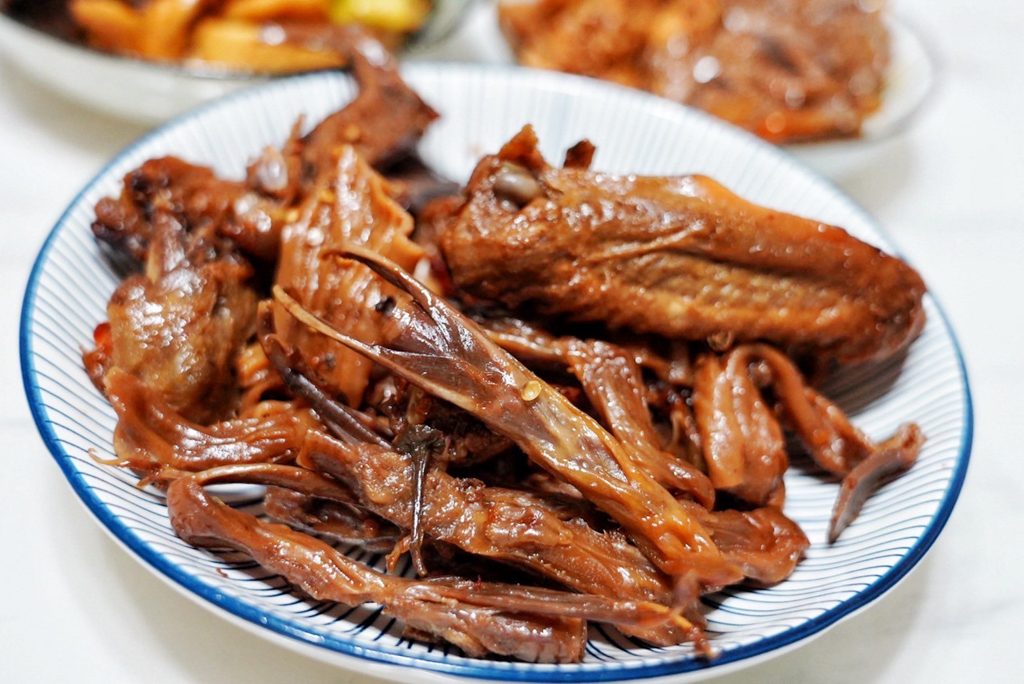 追蕾醬香黑鴨