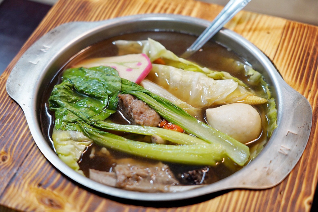六小福林記炒羊肉