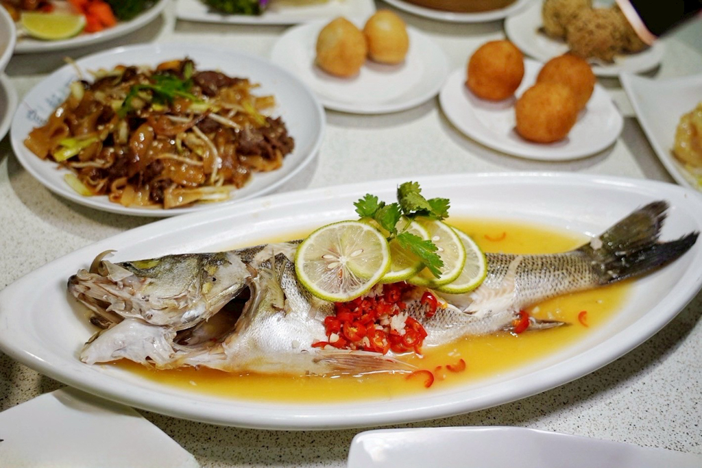 宸軒園海鮮中興店