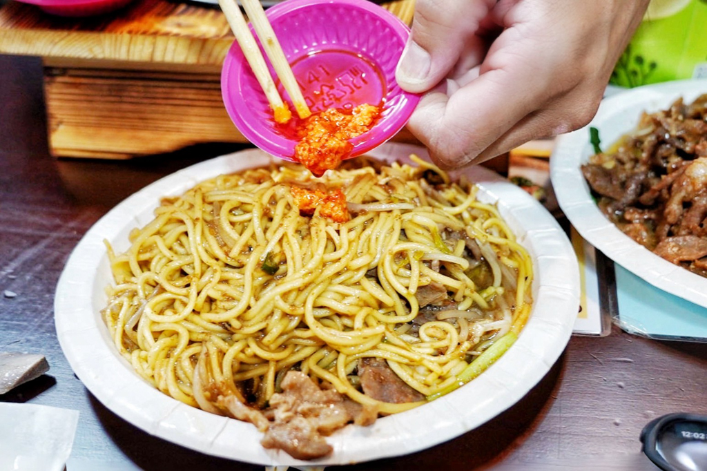 六小福林記炒羊肉