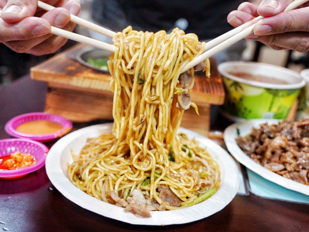 六小福林記炒羊肉