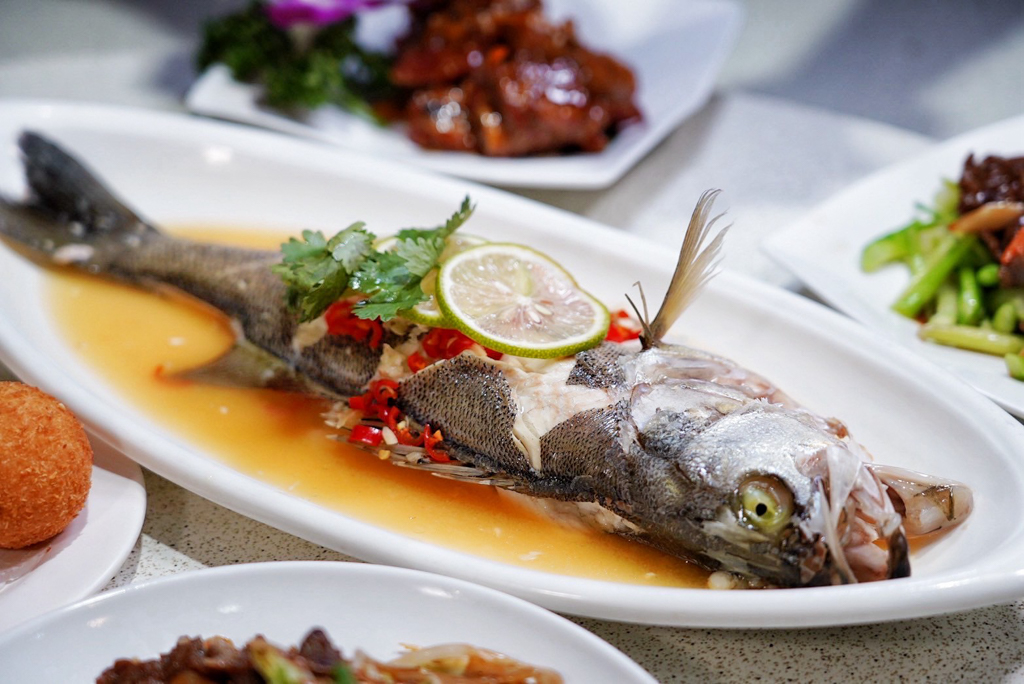 宸軒園海鮮中興店