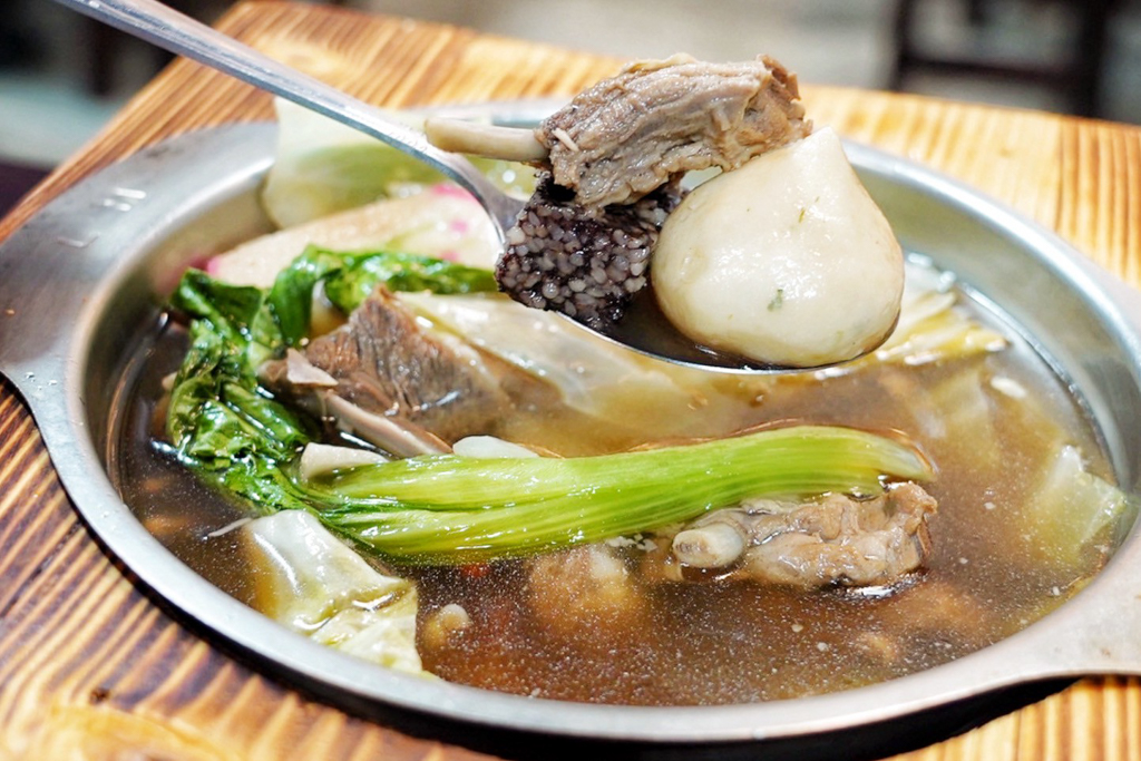六小福林記炒羊肉