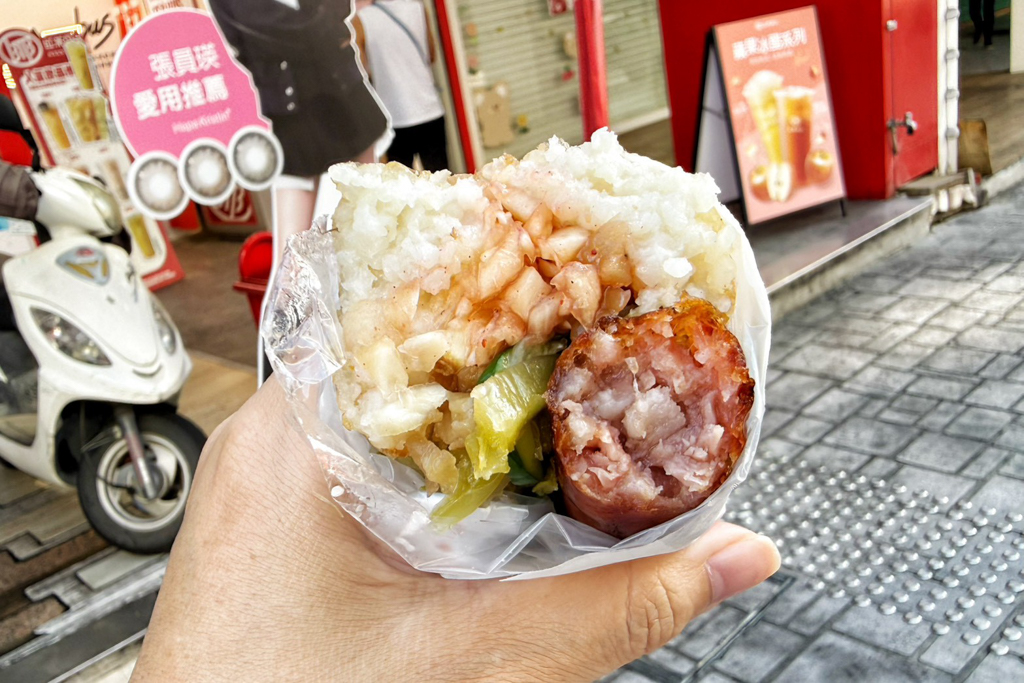 官芝霖大腸包小腸