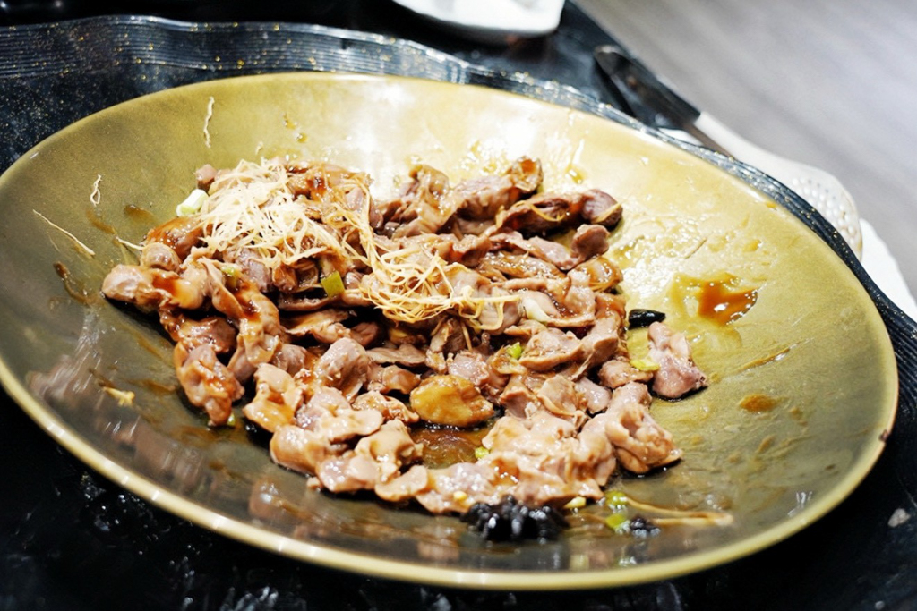 艾佳牛排館