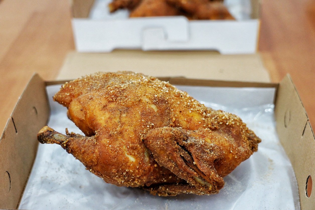 金小蔥 雞湯米粉