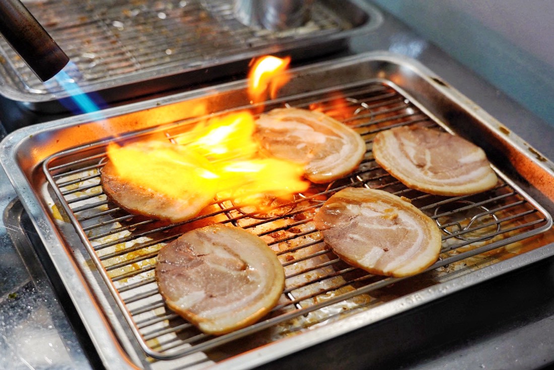 二春外鍋燒專賣店