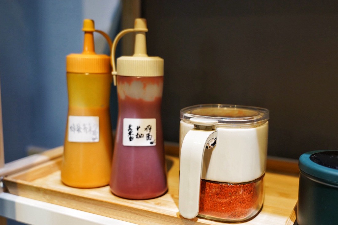 二春外鍋燒專賣店
