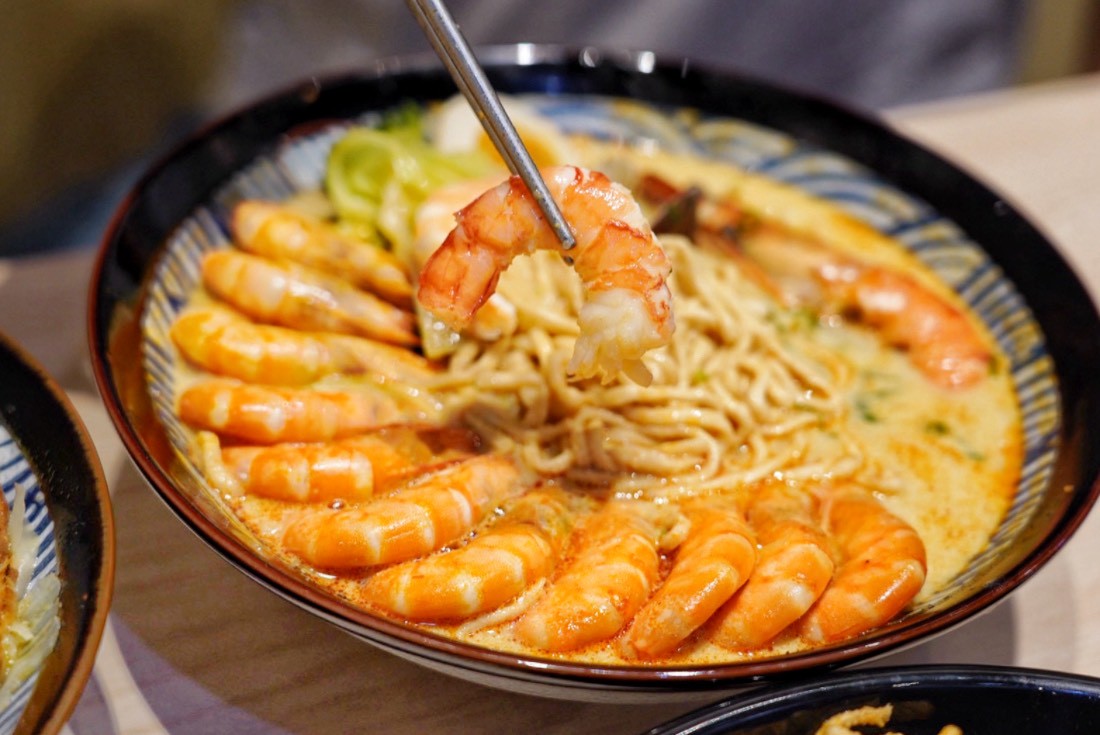 二春外鍋燒專賣店