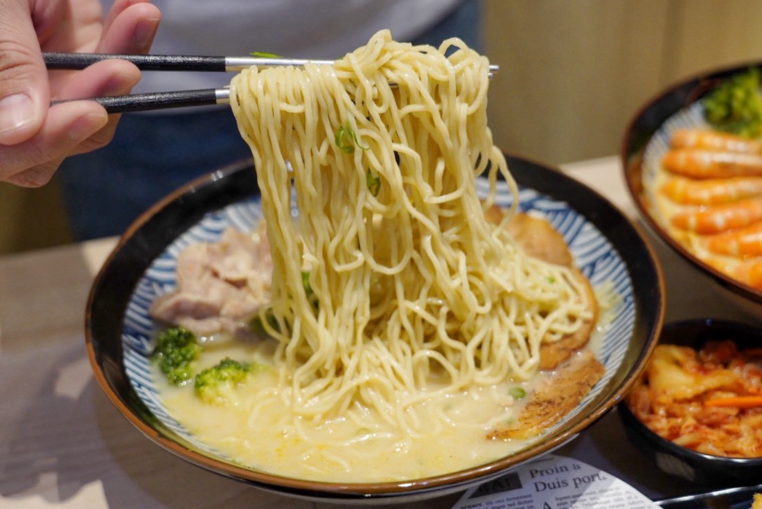 二春外鍋燒專賣店