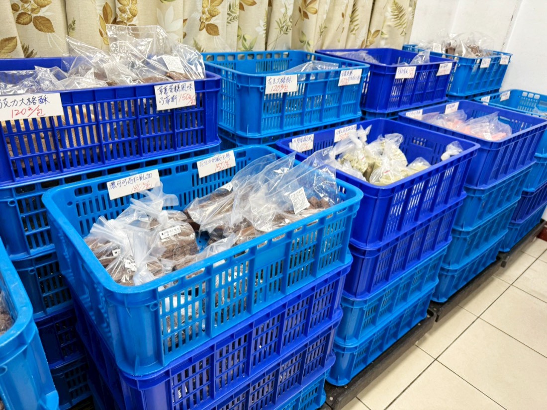 宏亞食品工廠