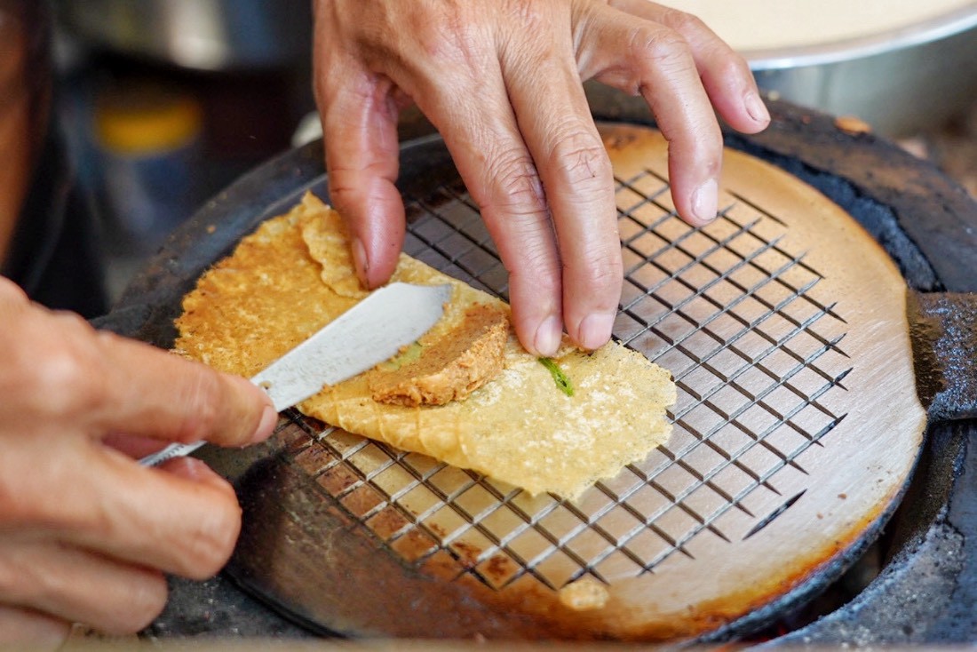 賀康(海王子)手作碳烤夾心酥