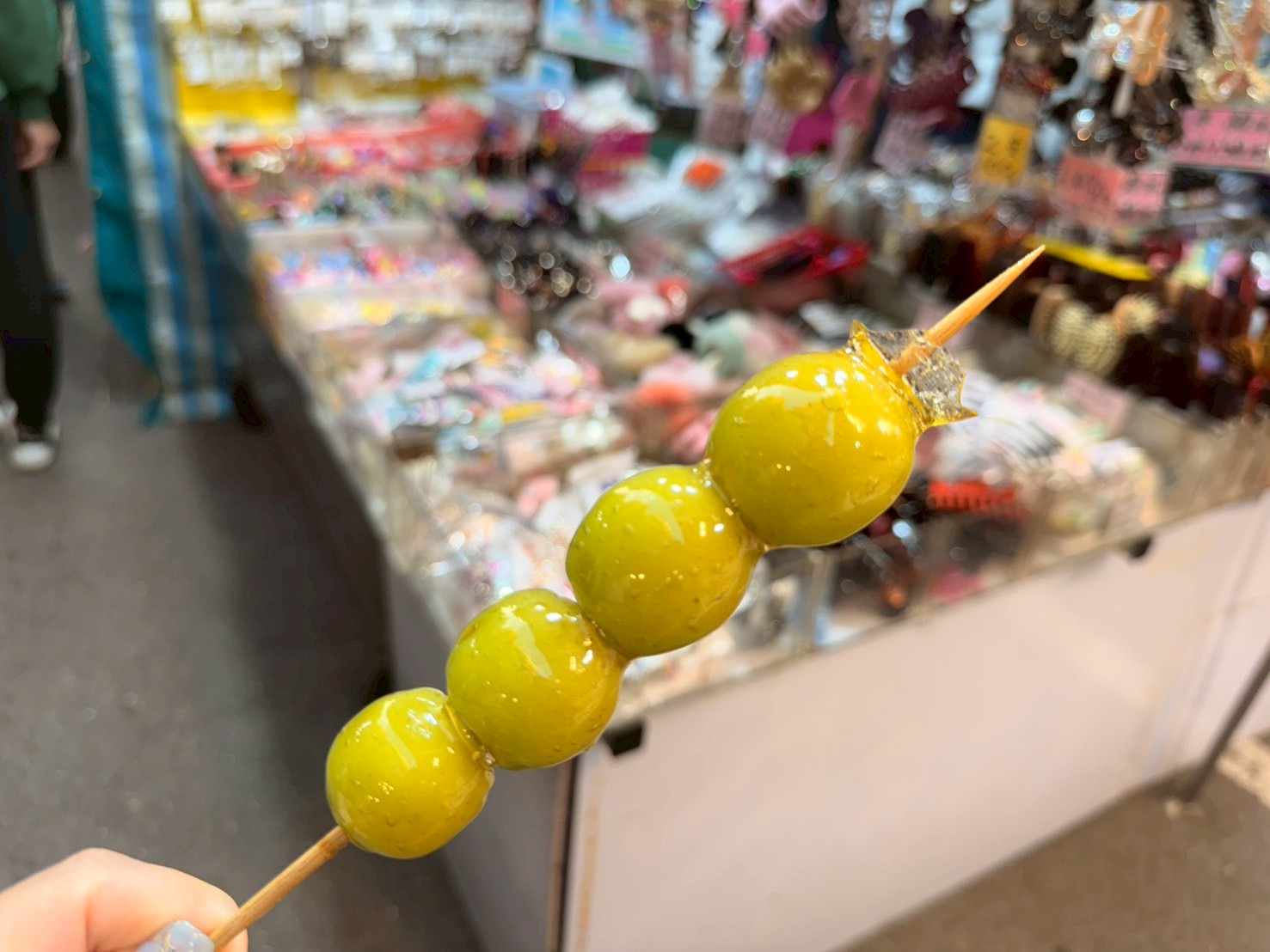 李仔串糖葫蘆