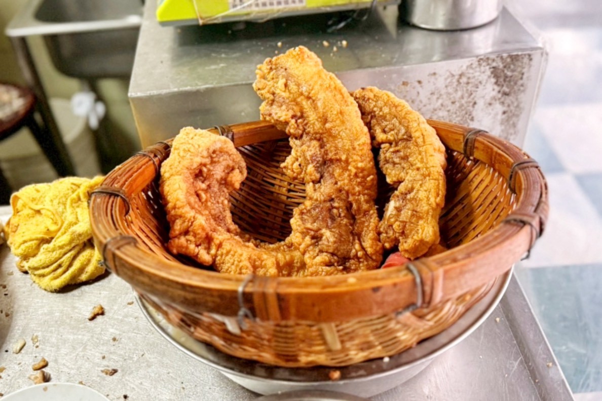 周記肉粥店