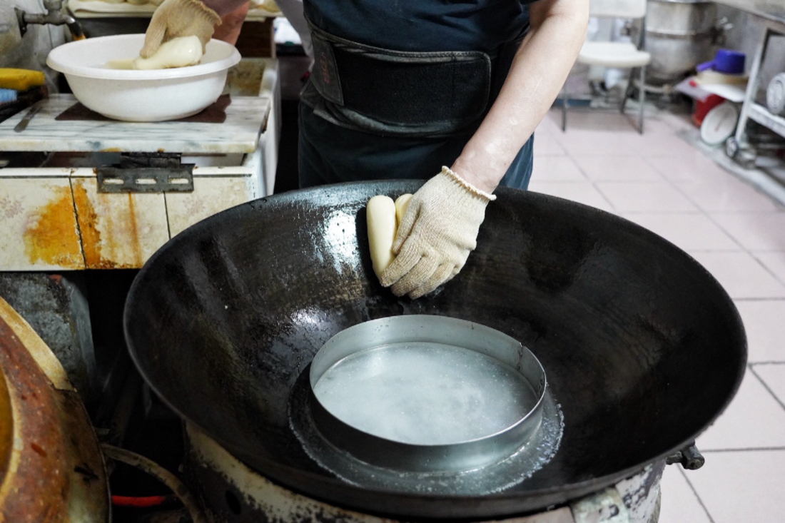 李家鍋貼饅頭,饅頭,基隆小吃,基隆美食,基隆饅頭,基隆鍋貼,手工水餃 李家鍋貼饅頭,饅頭,基隆小吃,基隆美食,基隆饅頭,基隆鍋貼,手工水餃
