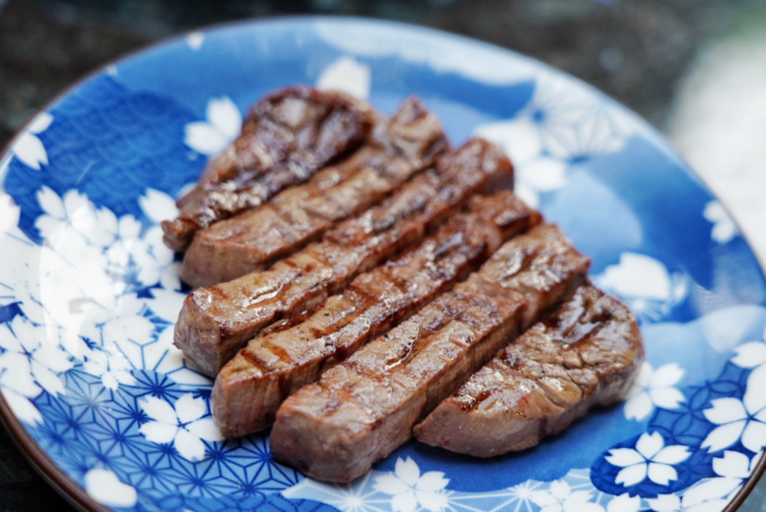 月見里山 炭火燒肉