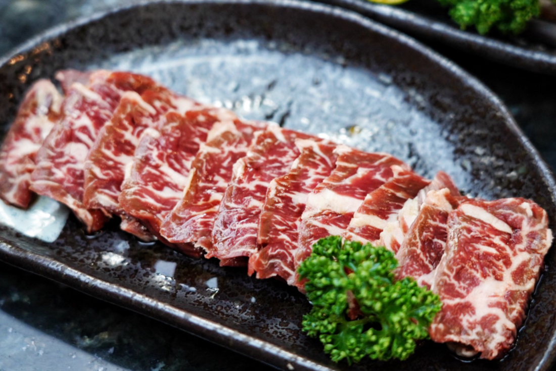 月見里山 炭火燒肉