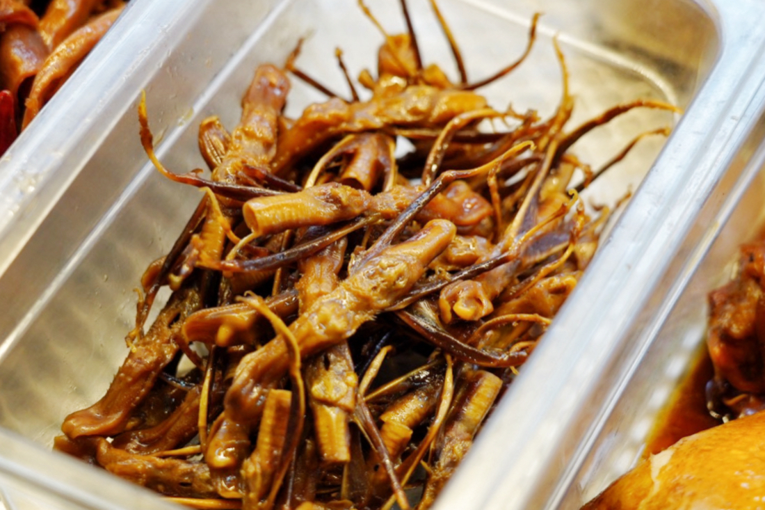 追蕾醬香黑鴨滷味