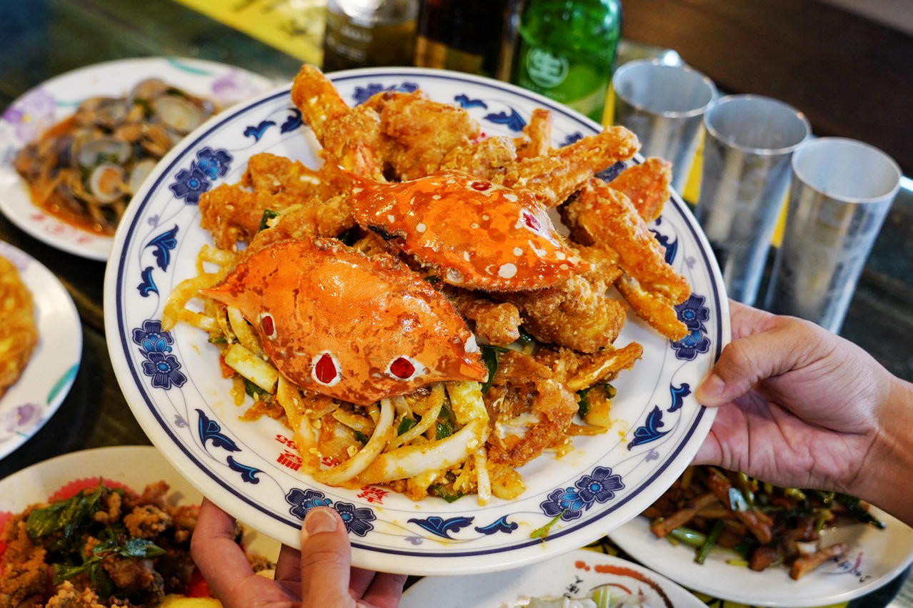 八塊厝平價啤酒海鮮屋