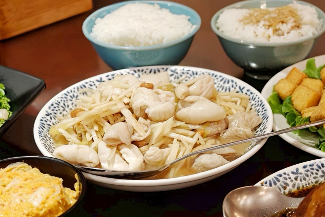 新梅龍鎮