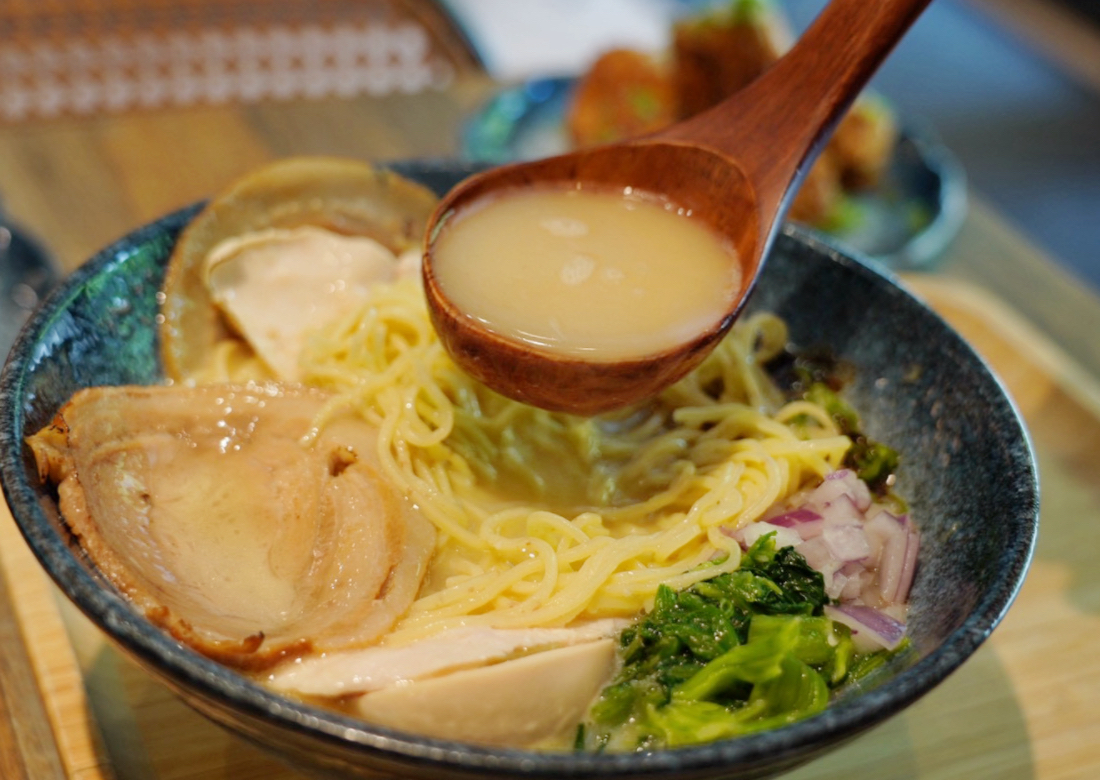 拉麵夫人
