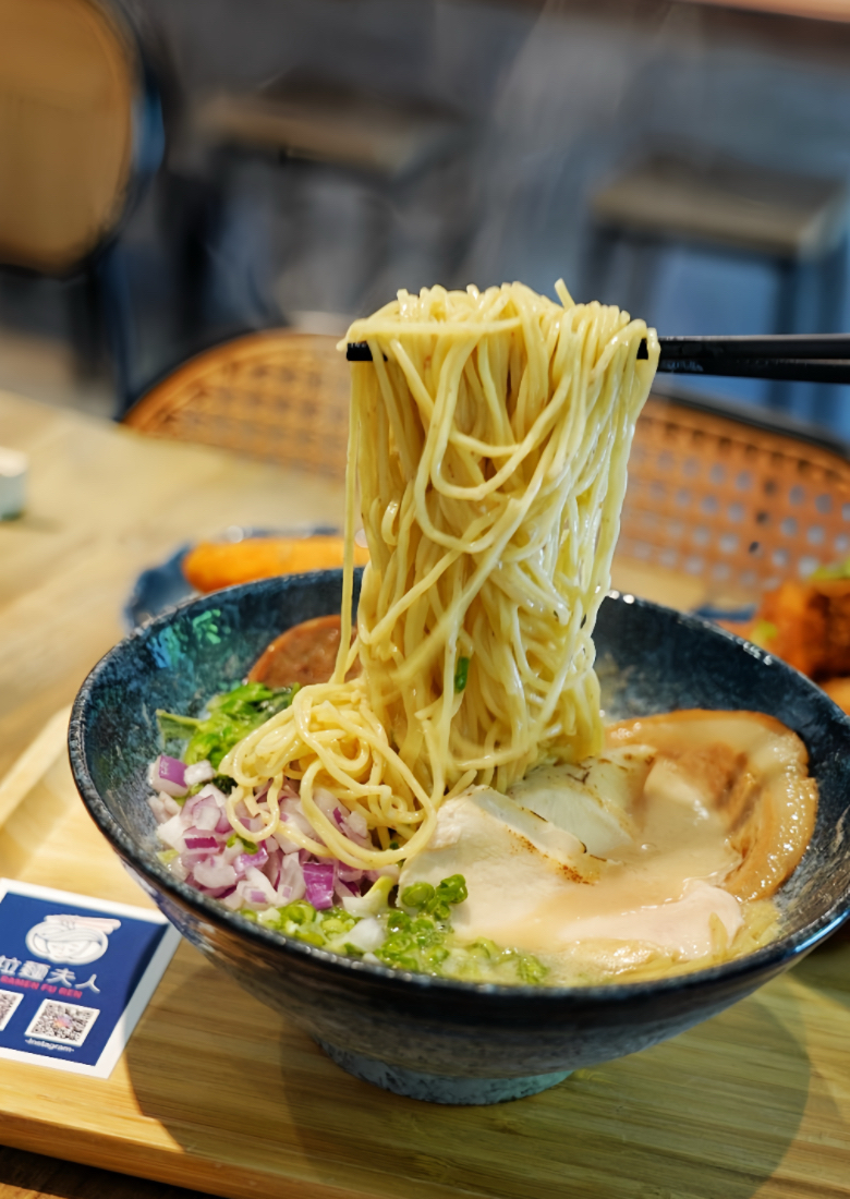 拉麵夫人