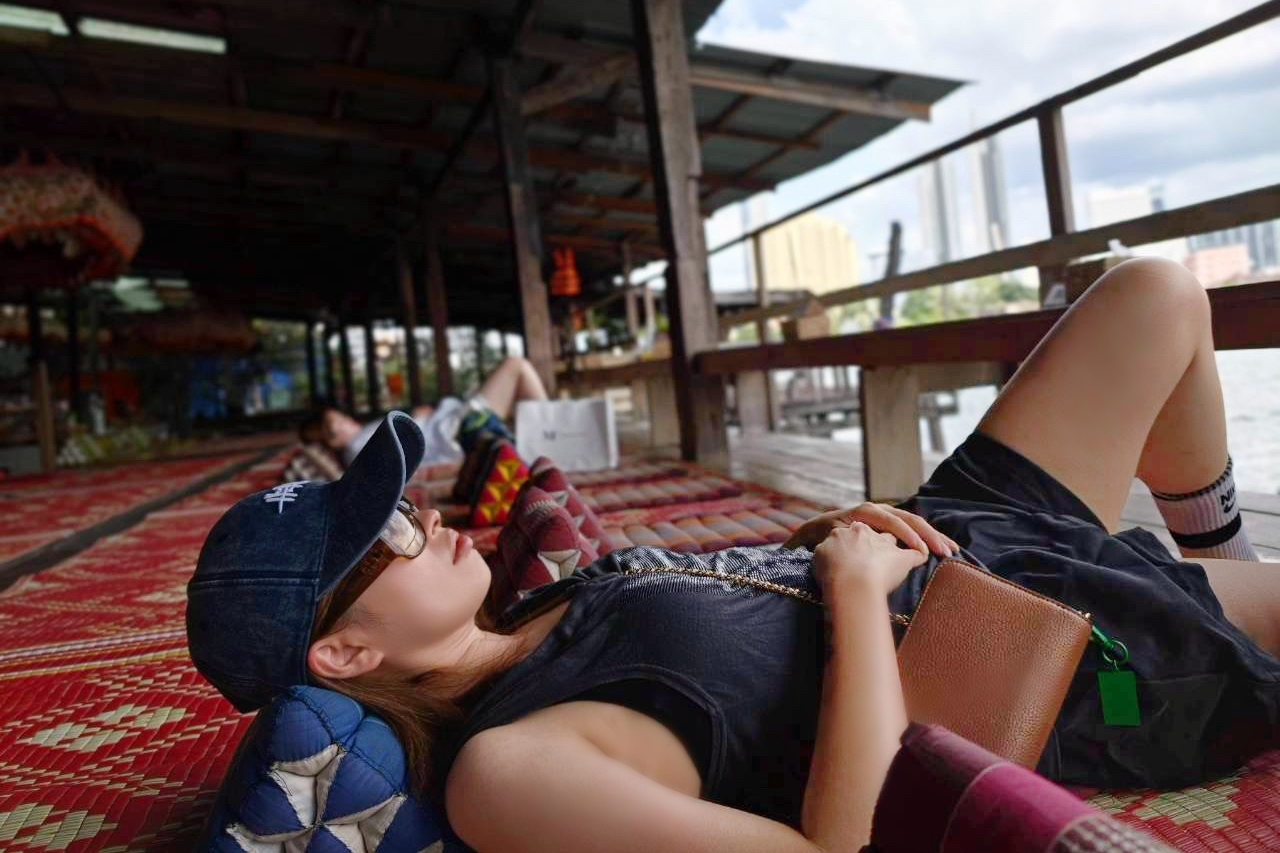 Baan Rim Naam Songwat 