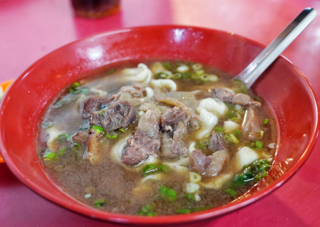 美華牛肉麵